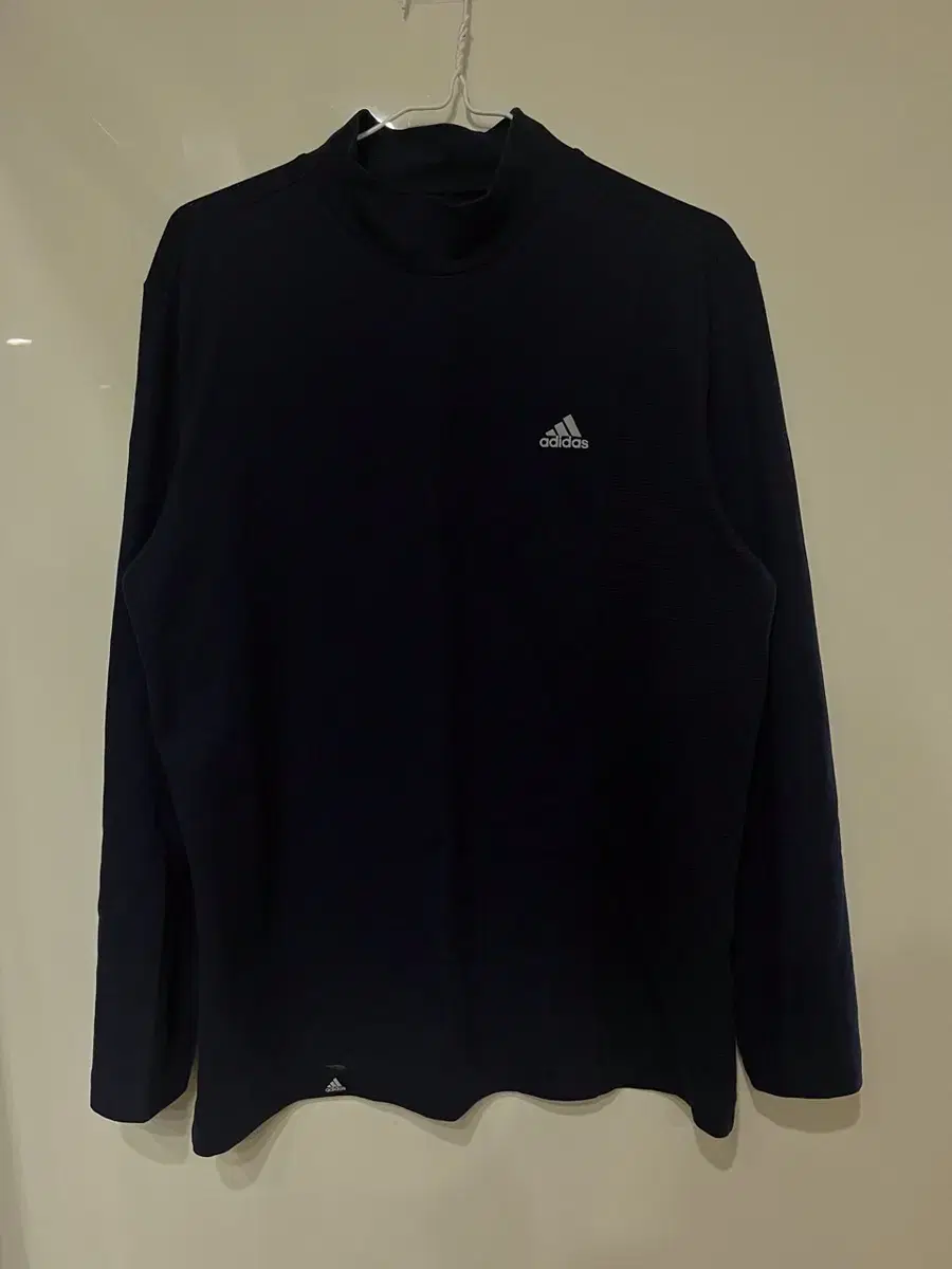 (95)Adidas Functional Navy Long Sleeve