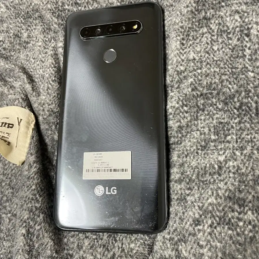 LG Q61 스마트폰