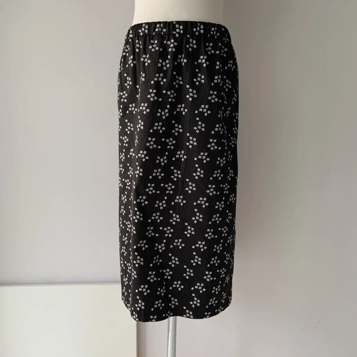 27 28 comme des garçons song banded skirt made in itary