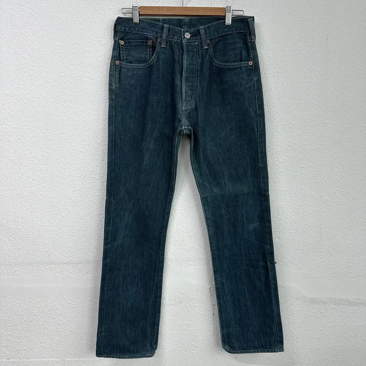 [32] Levi's 501 jin blue denim pants jeans A1228