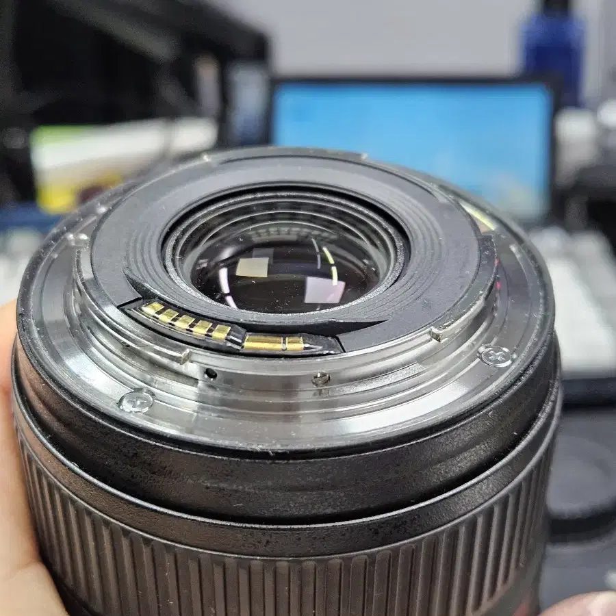 캐논 EF 16-35mm F4L IS USM