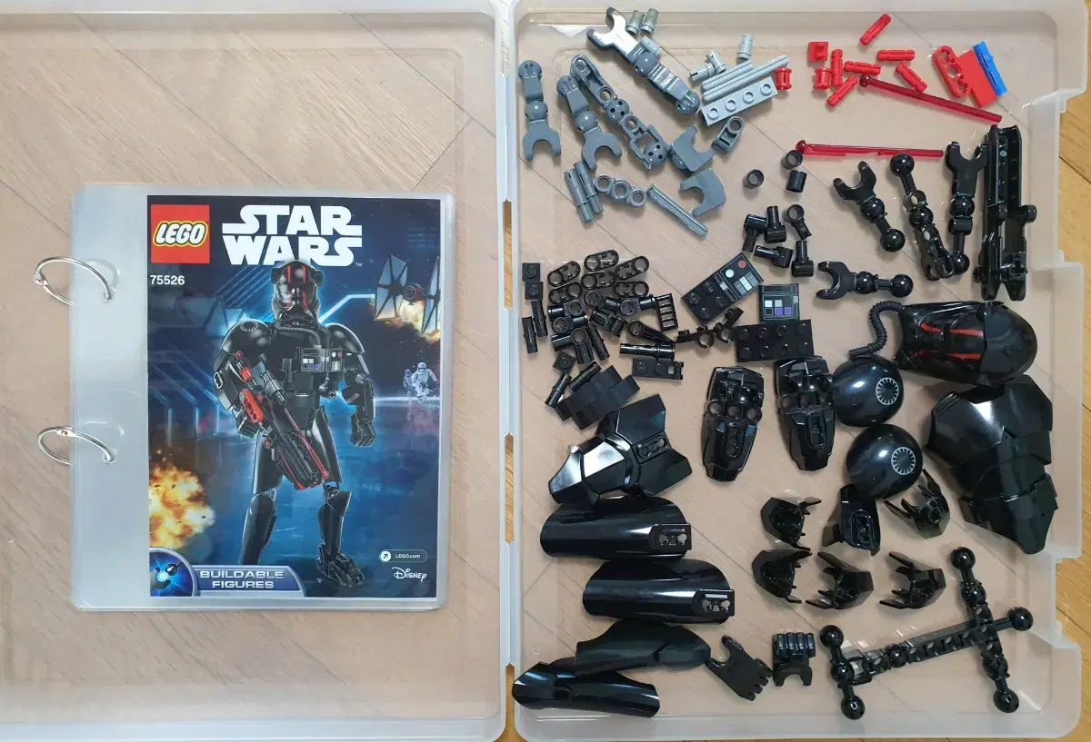 LEGO Star Wars 75526 Elite TIE Fighter Pilot