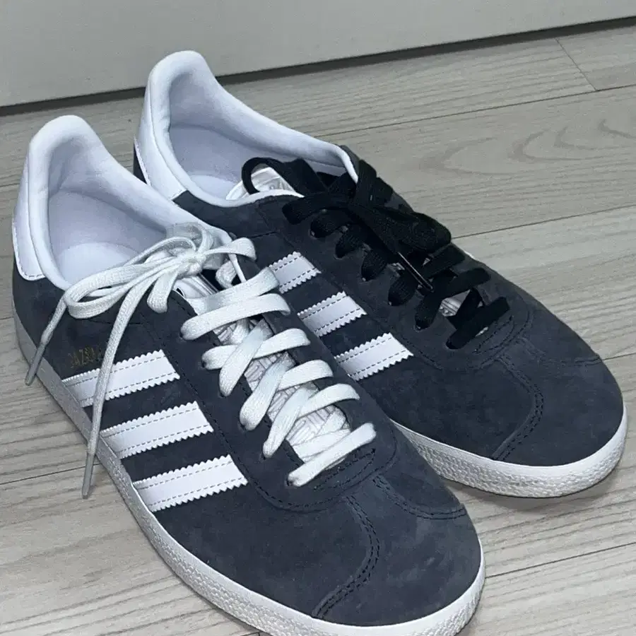 Adidas Gazelle Solid Grey 아디다스 가젤 그레이