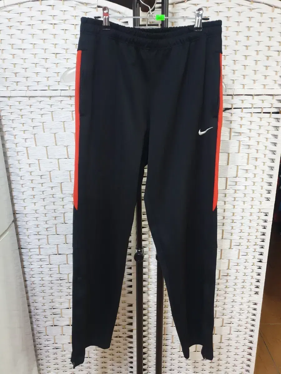 (2029) NIKE 나이키 스포츠 트레이닝 팬츠 M