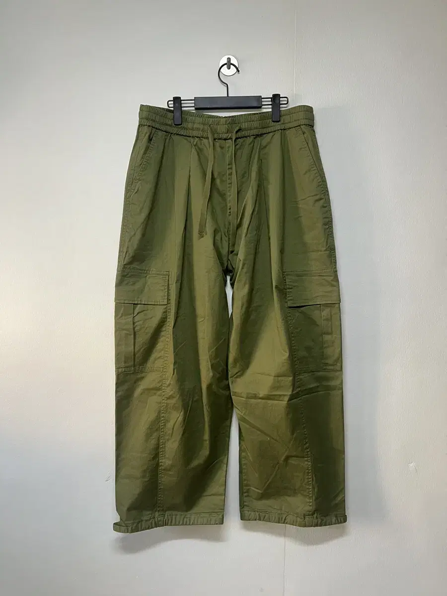 XL Zara Wide-Fit Cargo Pants