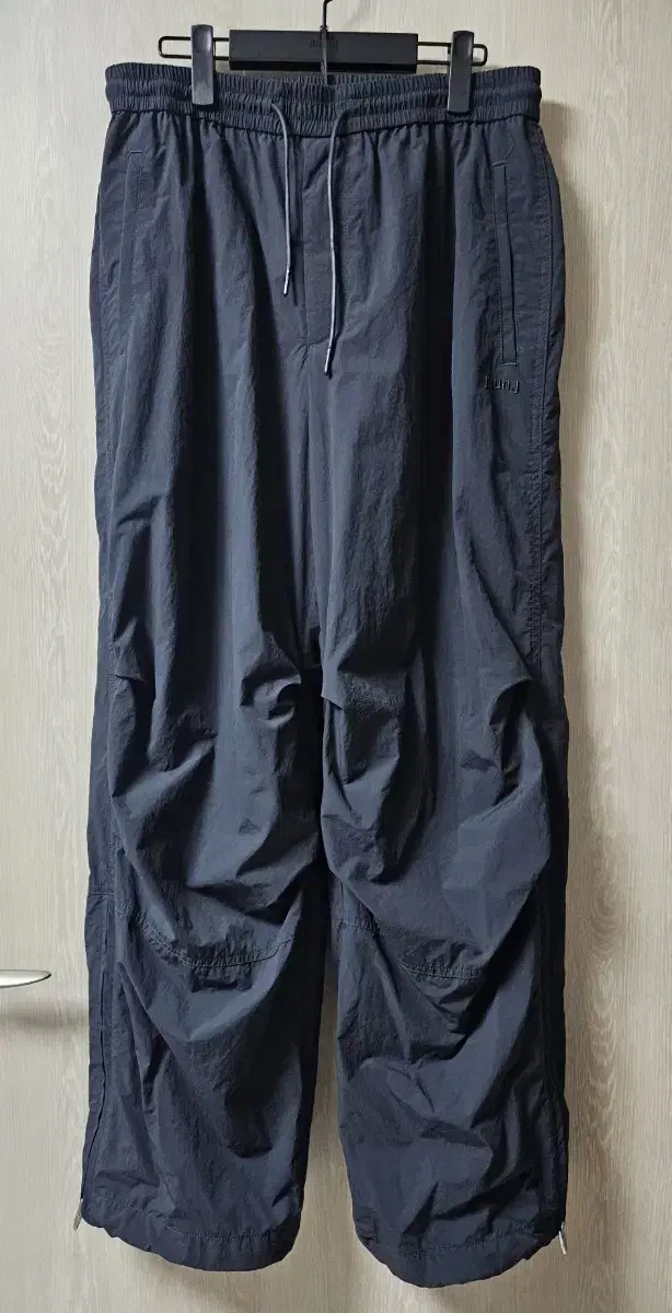 [Junji][46] 24SS Nylon loose-fit pants gray