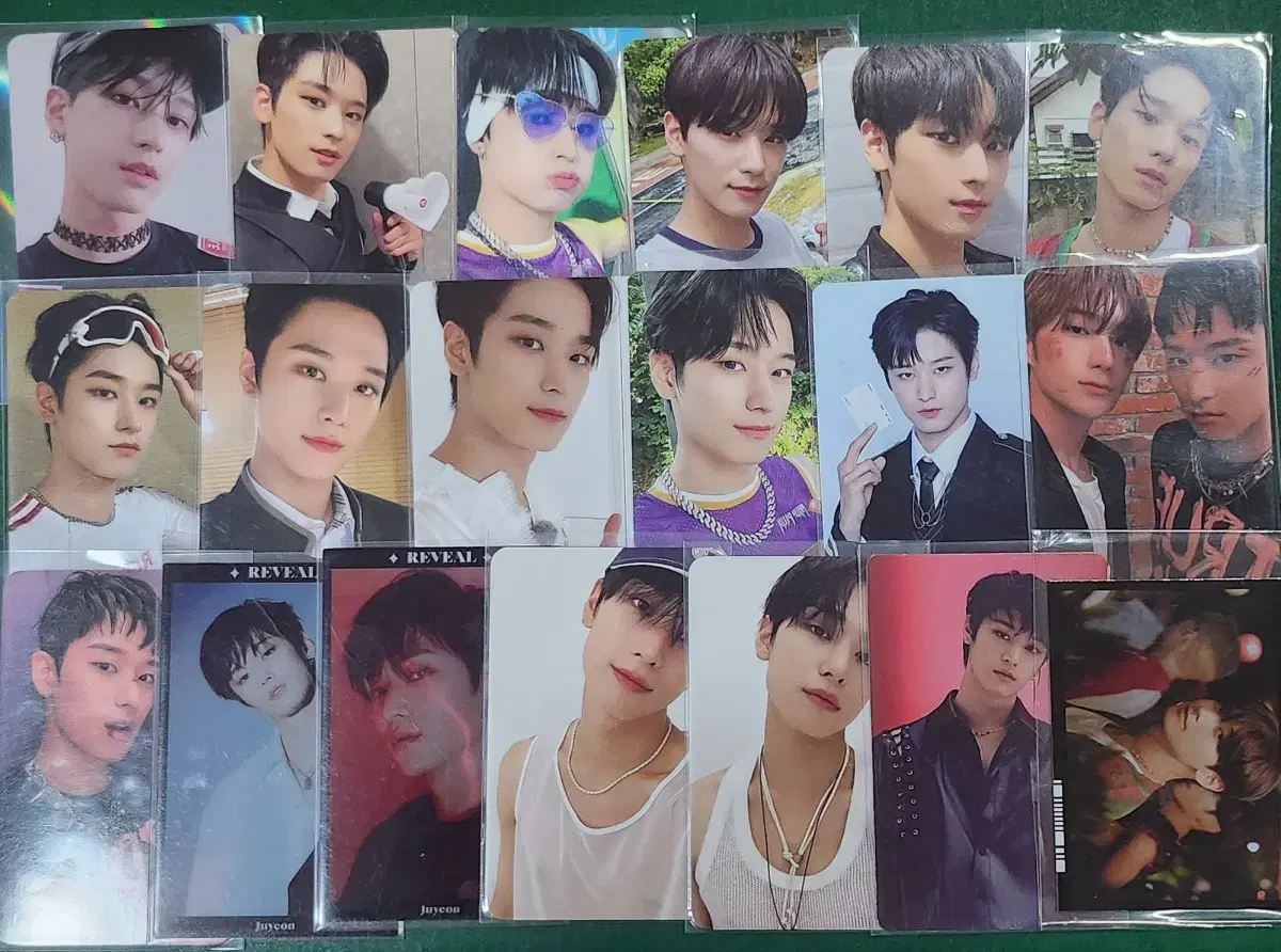 The Boyz juyeon photocard in bulk