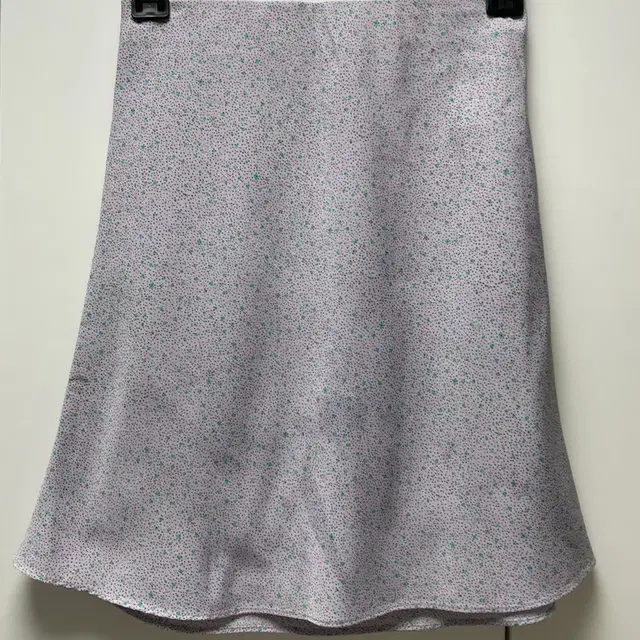 네이비카운티 dots skirt