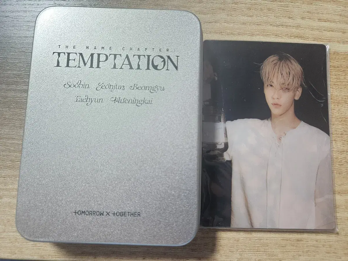 TXT Temptation Tin Case with Photocard