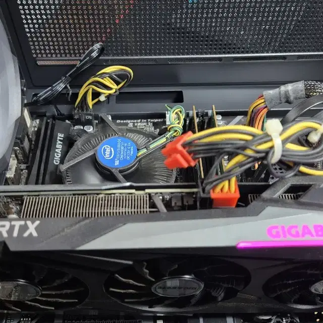 어항케이스 9600kf 3060ti 게이밍컴퓨터 ㅇ