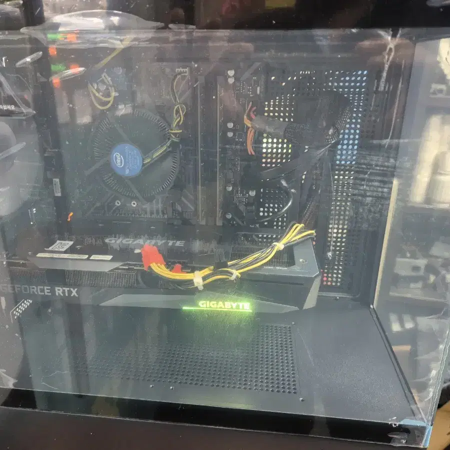 어항케이스 9600kf 3060ti 게이밍컴퓨터 ㅇ