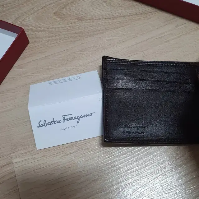 FERRAGAMO 페라가모 남성지갑 66-8926 T.MORO 04769