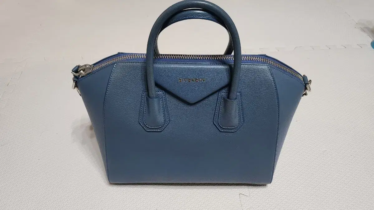 Givenchy Women's Bags