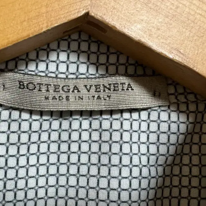 보테가베네타 BOTTEGA VENETA 카라 반팔셔츠 티셔츠