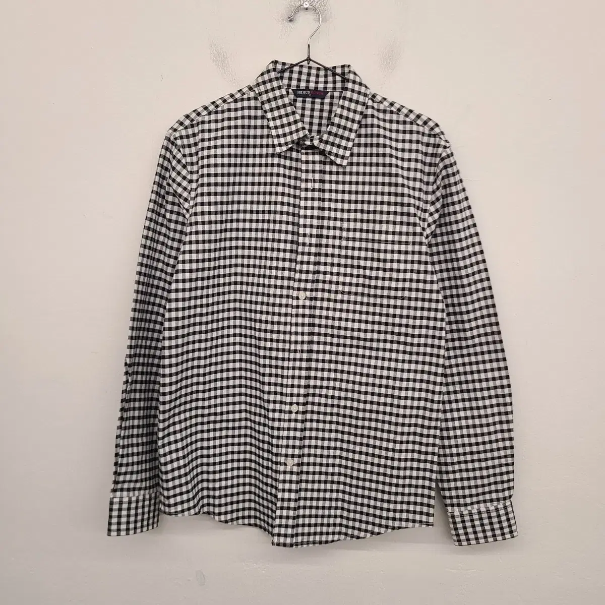 [95/M] Hennessy Edwin Check Oxford Shirt for sale.