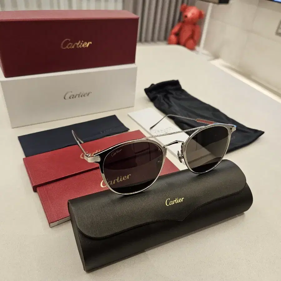 CARTIER 까르띠에 선글라스 CT0015S 4번 컬러 제품 판매