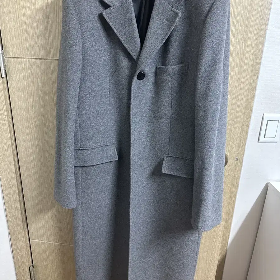 MNGU Gray coat