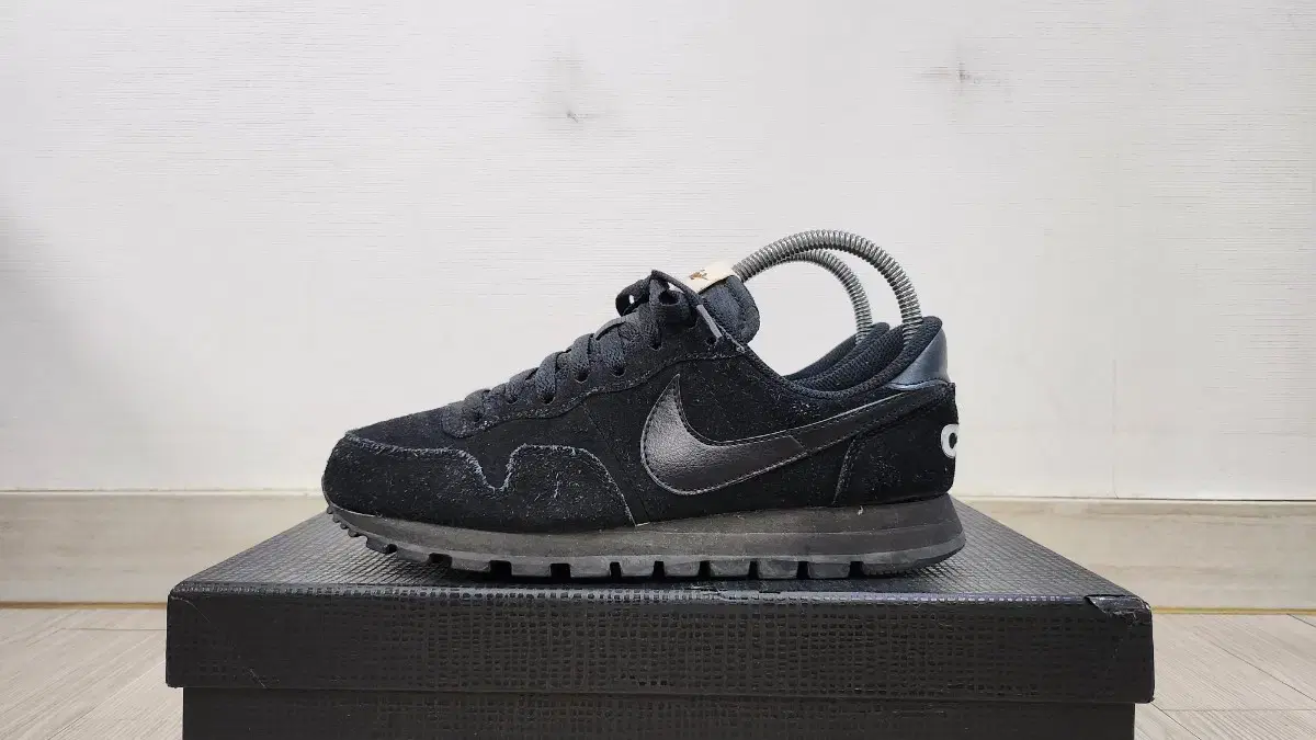 [235] Nike x CDG Pegasus 83 Black-White