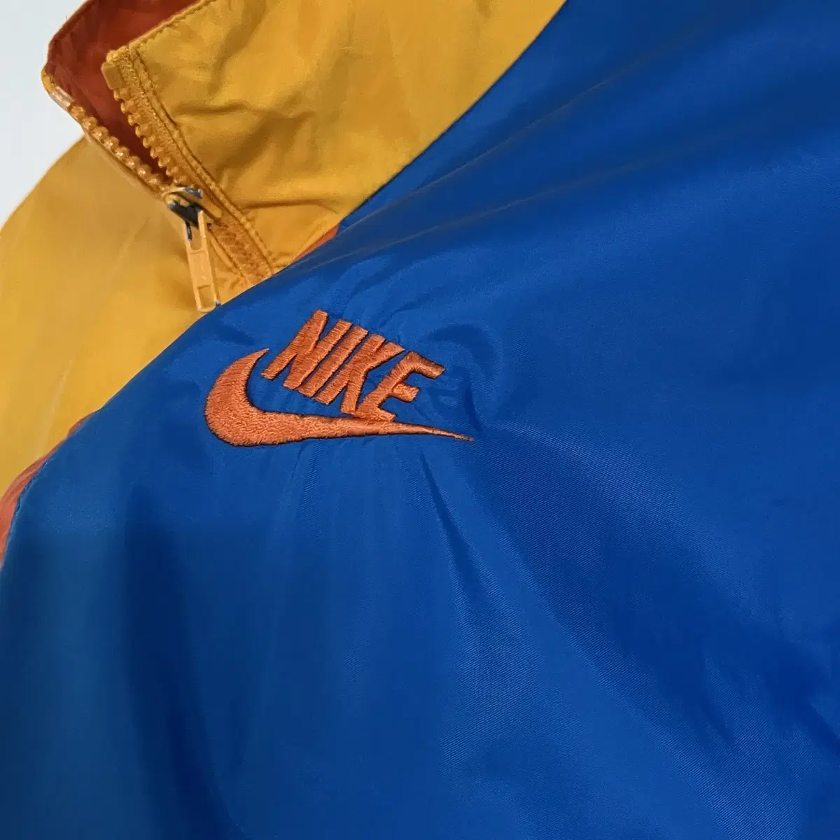 NIKE nylon 100% color block windbreaker