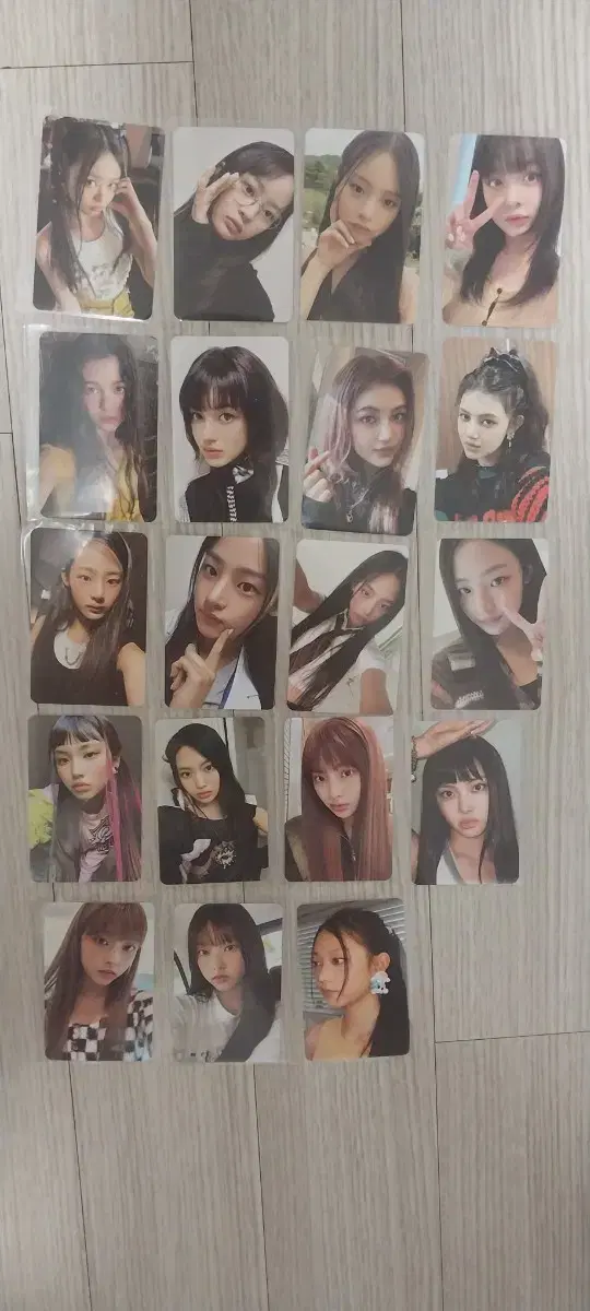 New Jeans Earbook photocard wts (actual price on photocard market)