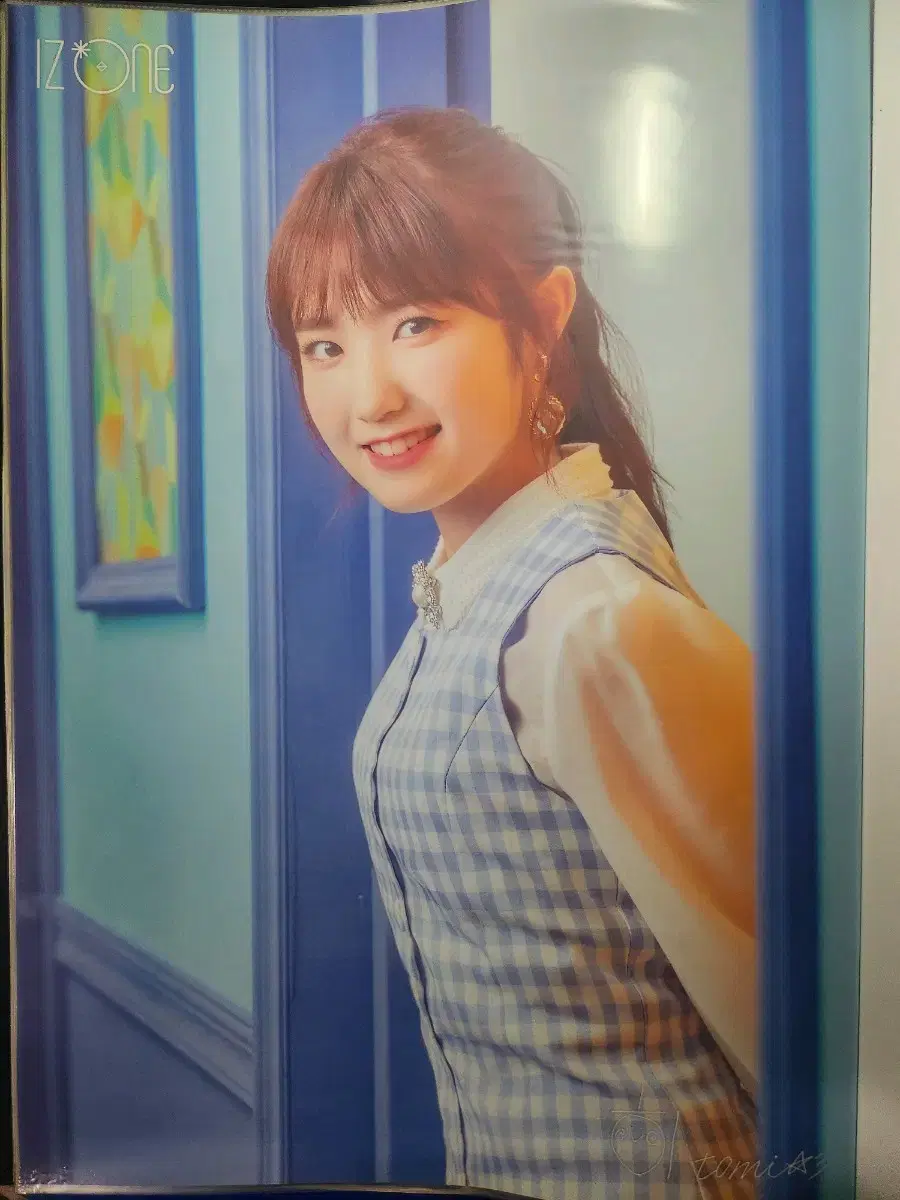 hitomi hitomi iz*one izone shokon poster wts