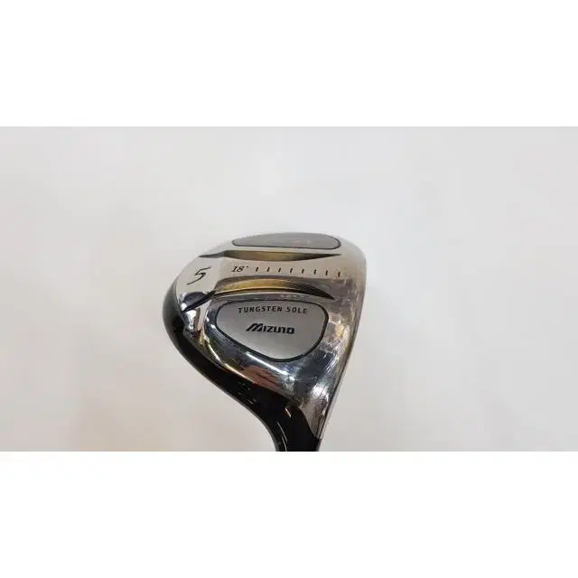 Mizuno JPX 5 Wood Strength S Loft Angle 18 degrees