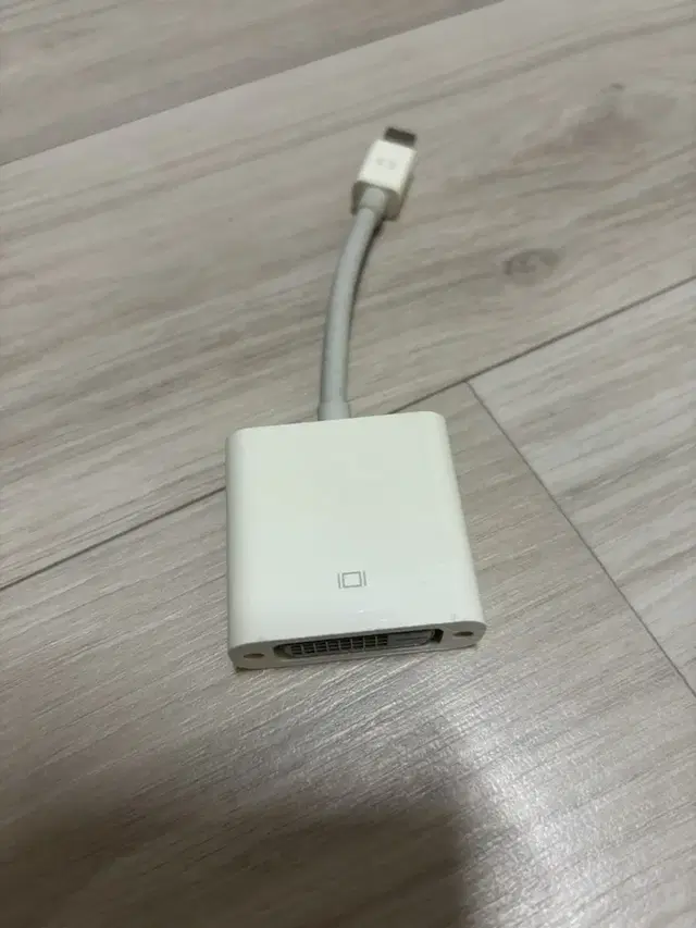 미니 디스플레이포트- DVI 어댑터 (Mini DisplayPort-DV