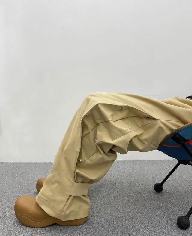 (수선 x 2사이즈 총 107.5)Non-node Flexible Pants Beige