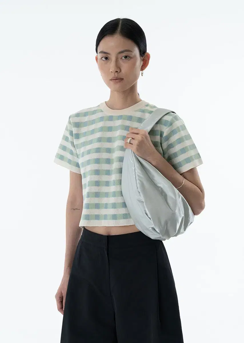 amomento check knit top