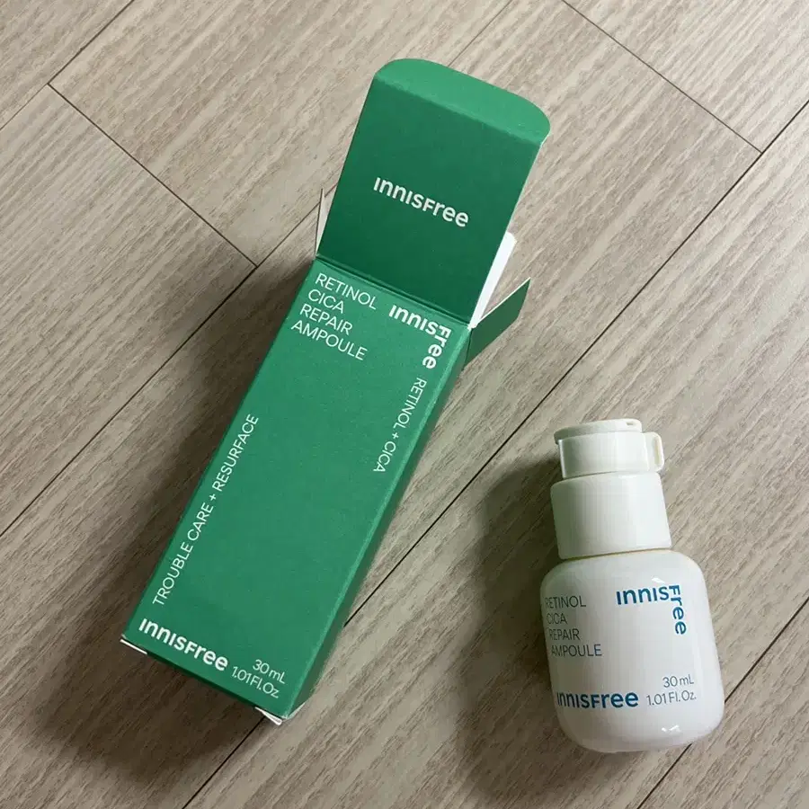 이니스프리 레티놀 시카 흔적 앰플 30ml (새상품)