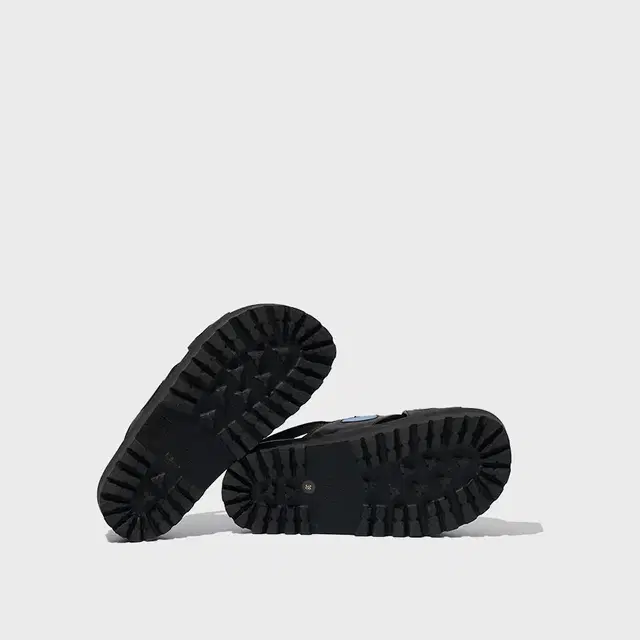 GUCCI SLIPPER EU38