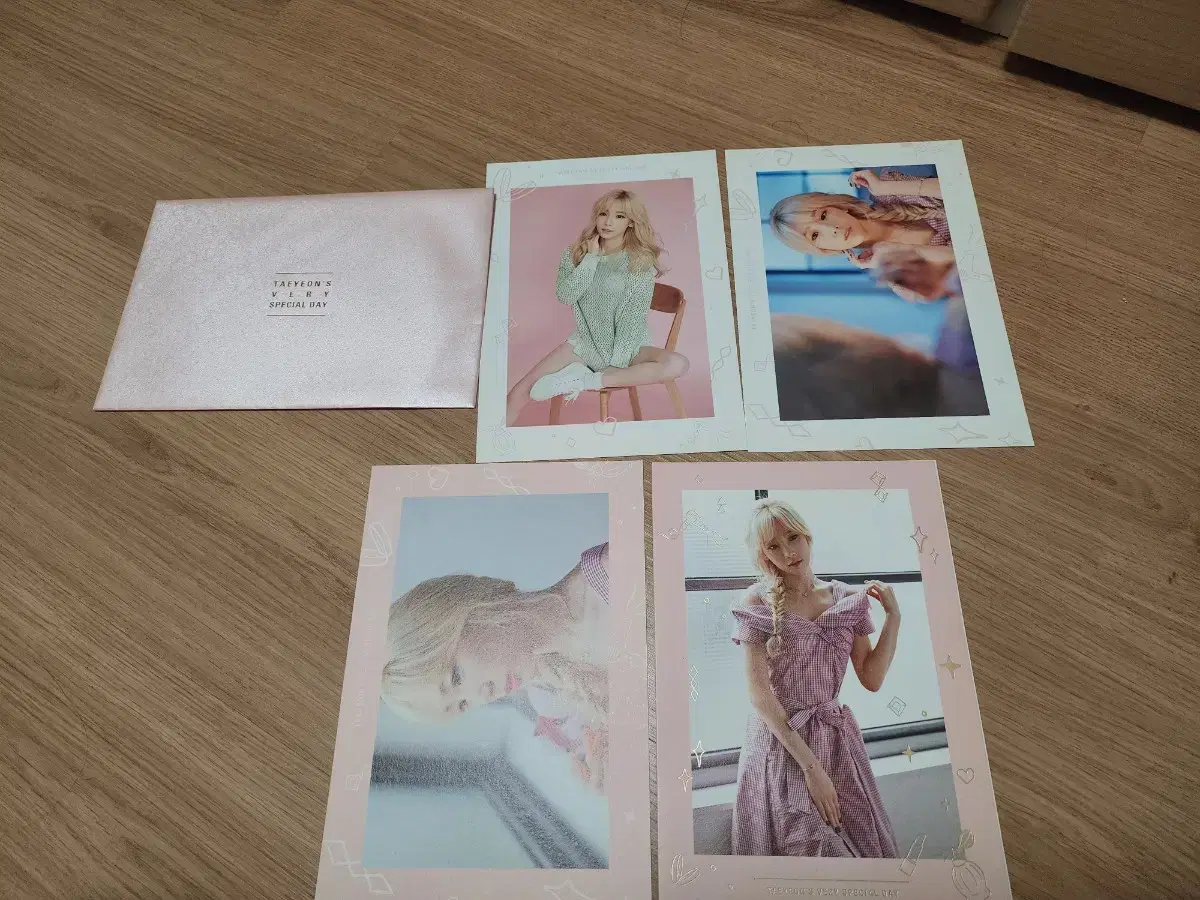 Taeyeon concert postcard sell it