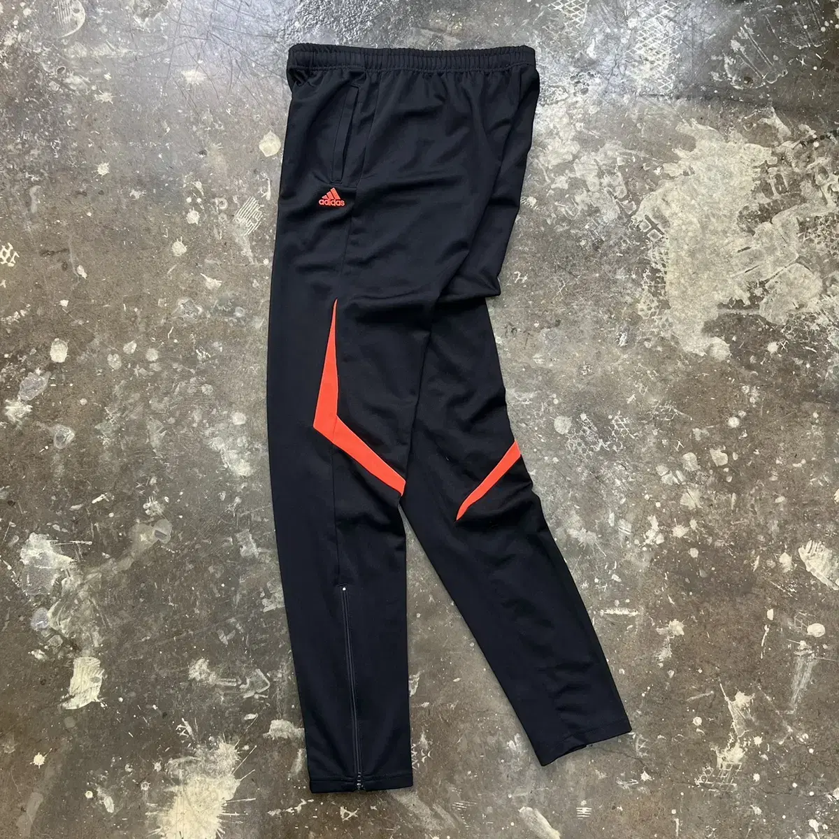 95) Adidas Track Pants Sweatpants