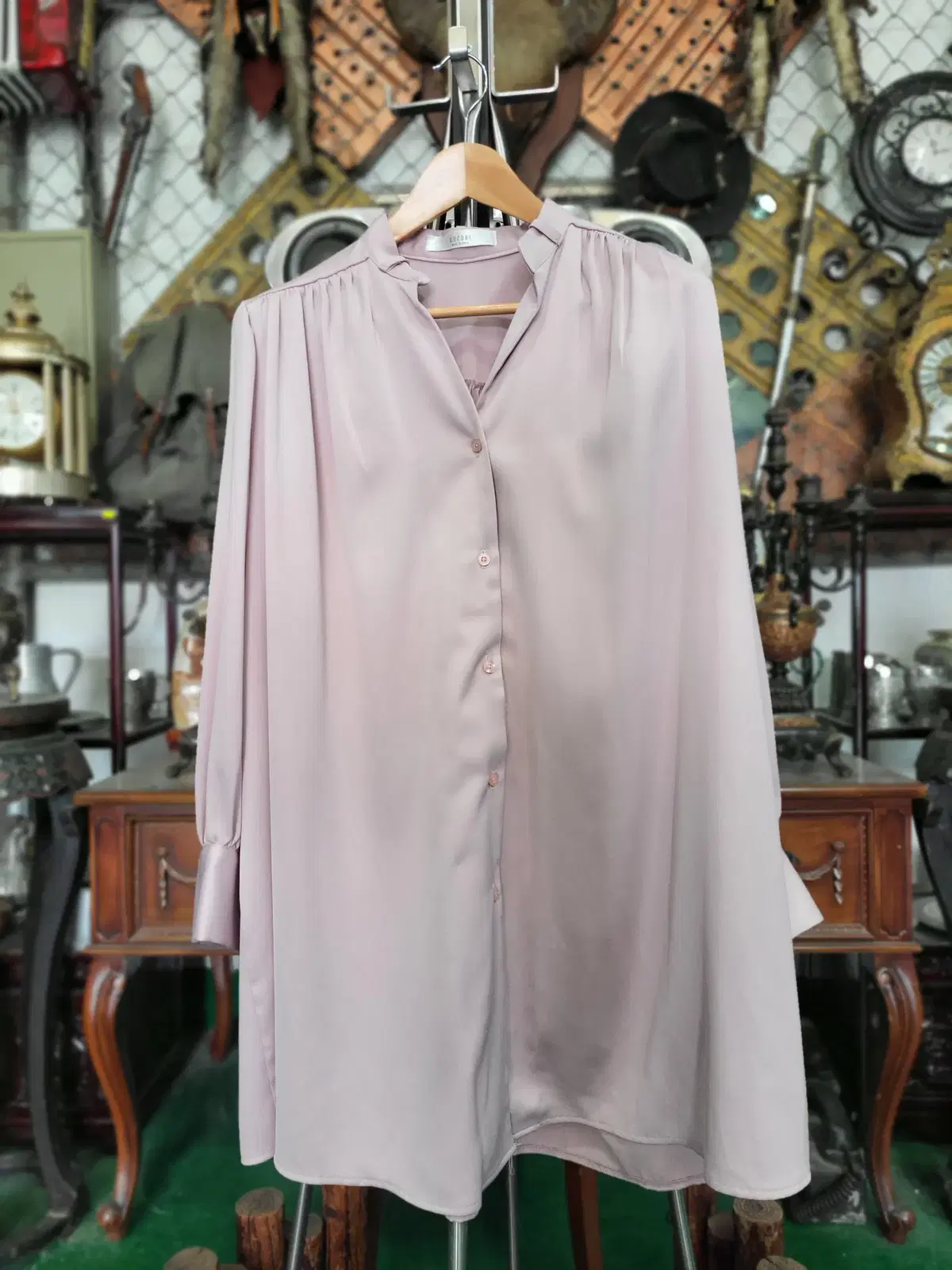 Big size Indi Pink shoulder shirring point blouse