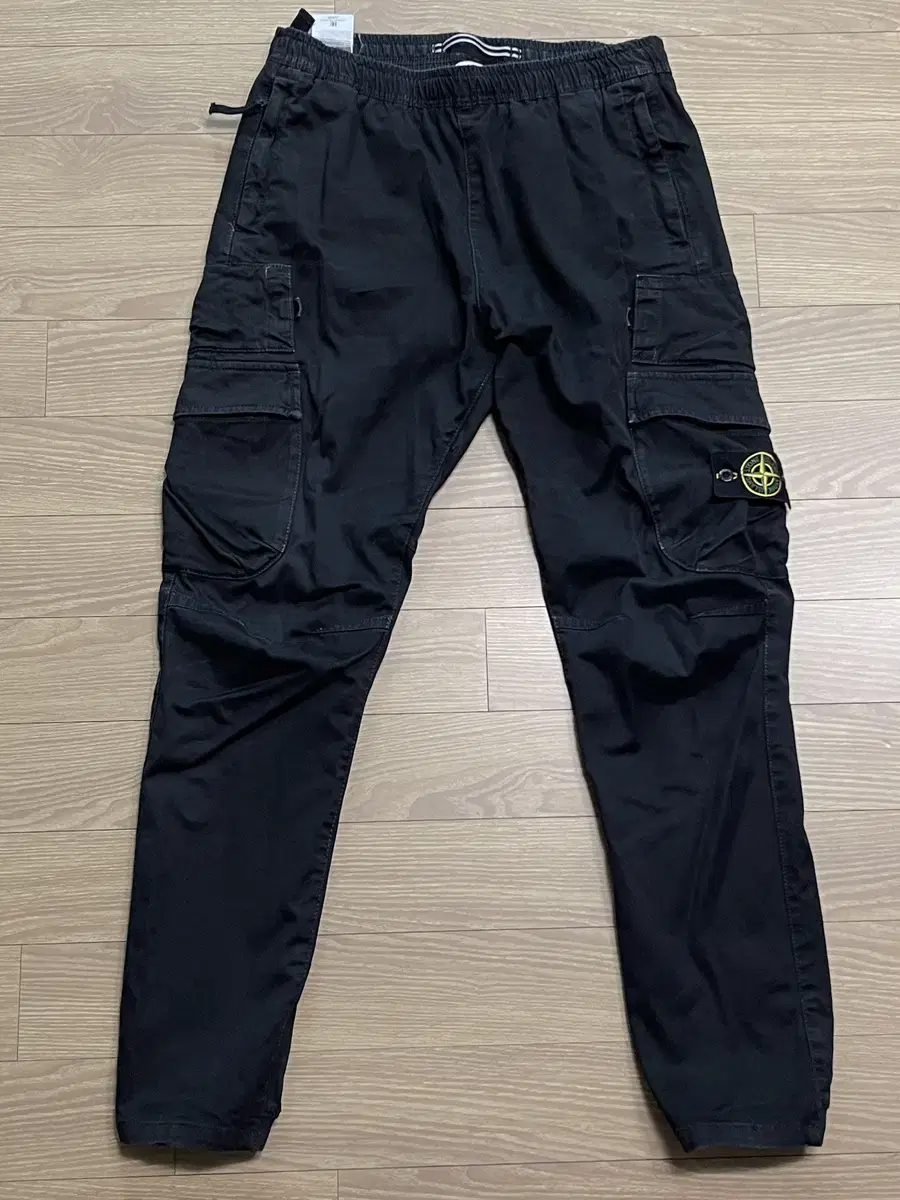 Stone Island Cargo Jogger Pants 6915324LN sells