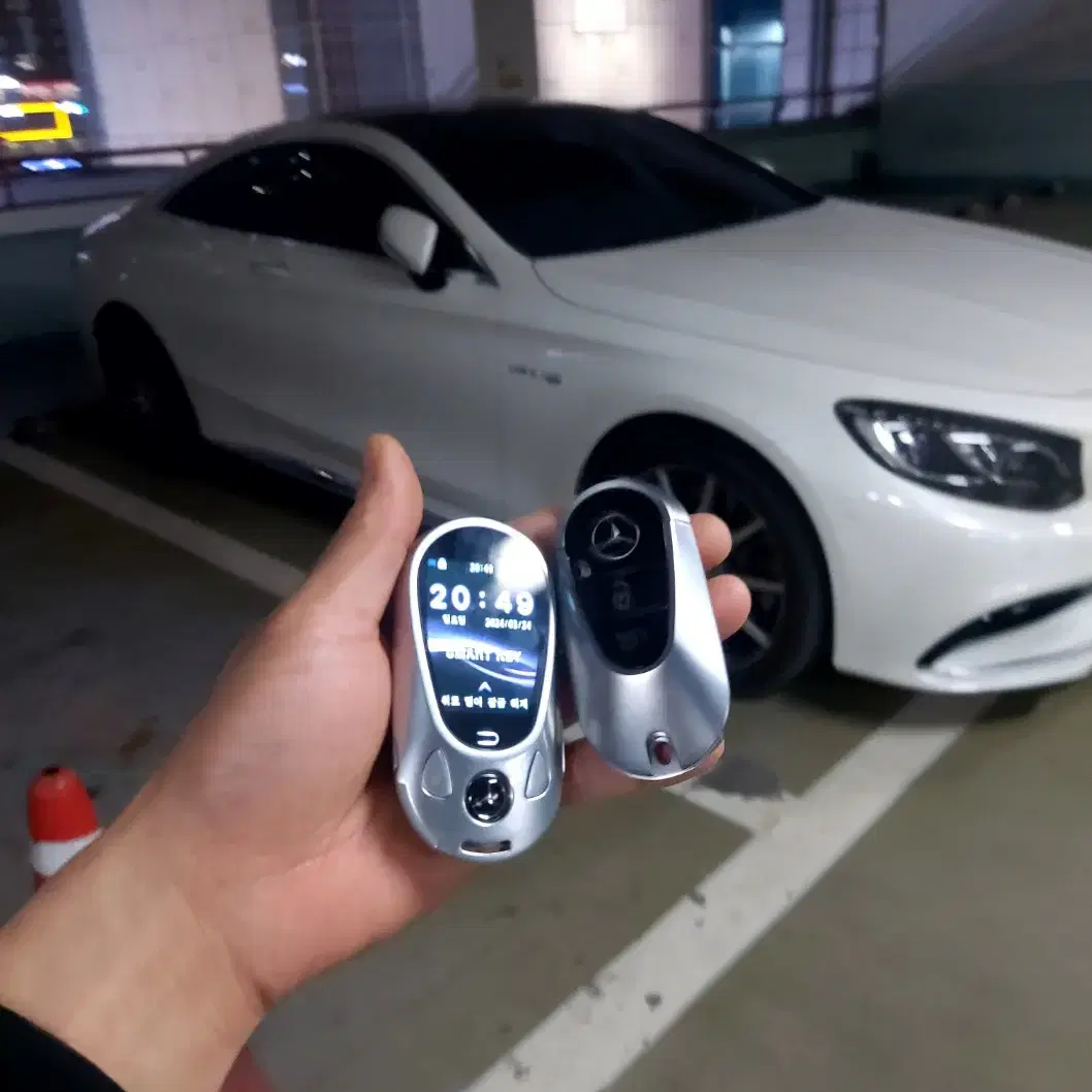 벤츠 S63 AMG 구형 스마트키를 신형 고화질 LCD 디지털키 개조