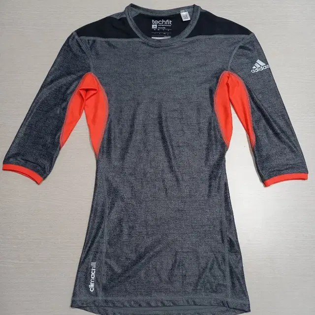 L100 adidas TECHFIT 기능성 운동복 다크그레이 L-341