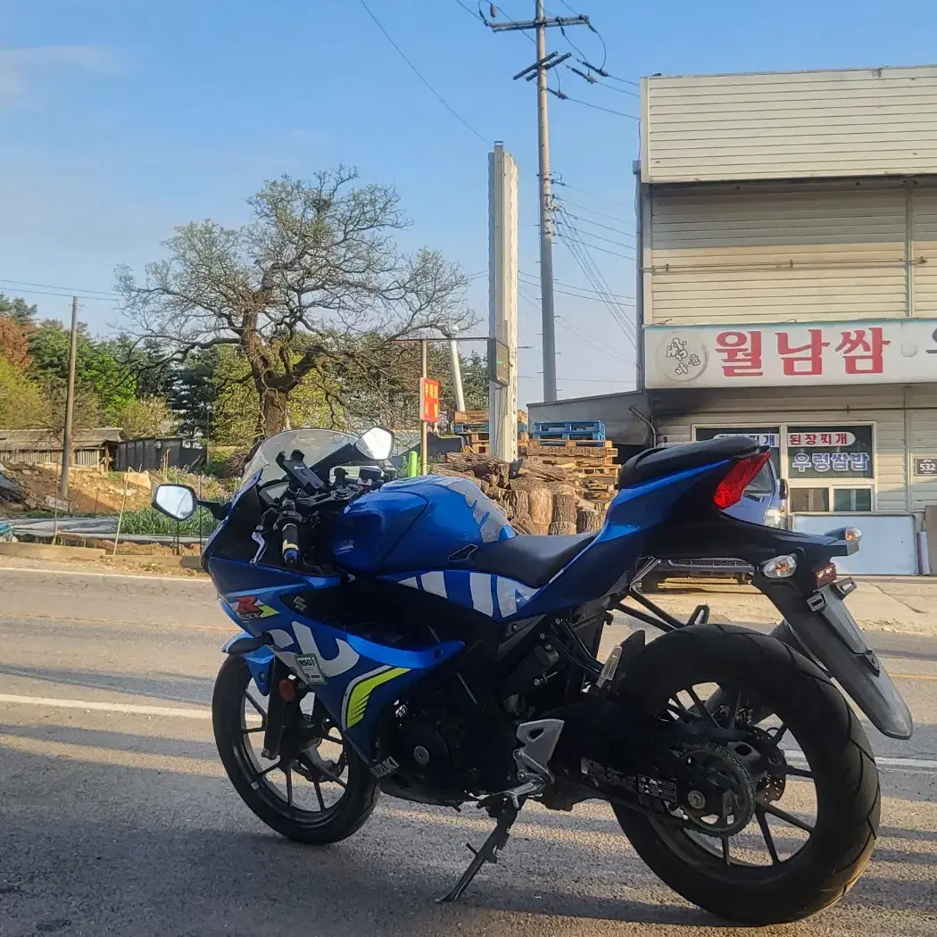 스즈키gsx r125 18년식 /2만키로대/ 신차급컨디션/명차/오늘만급매