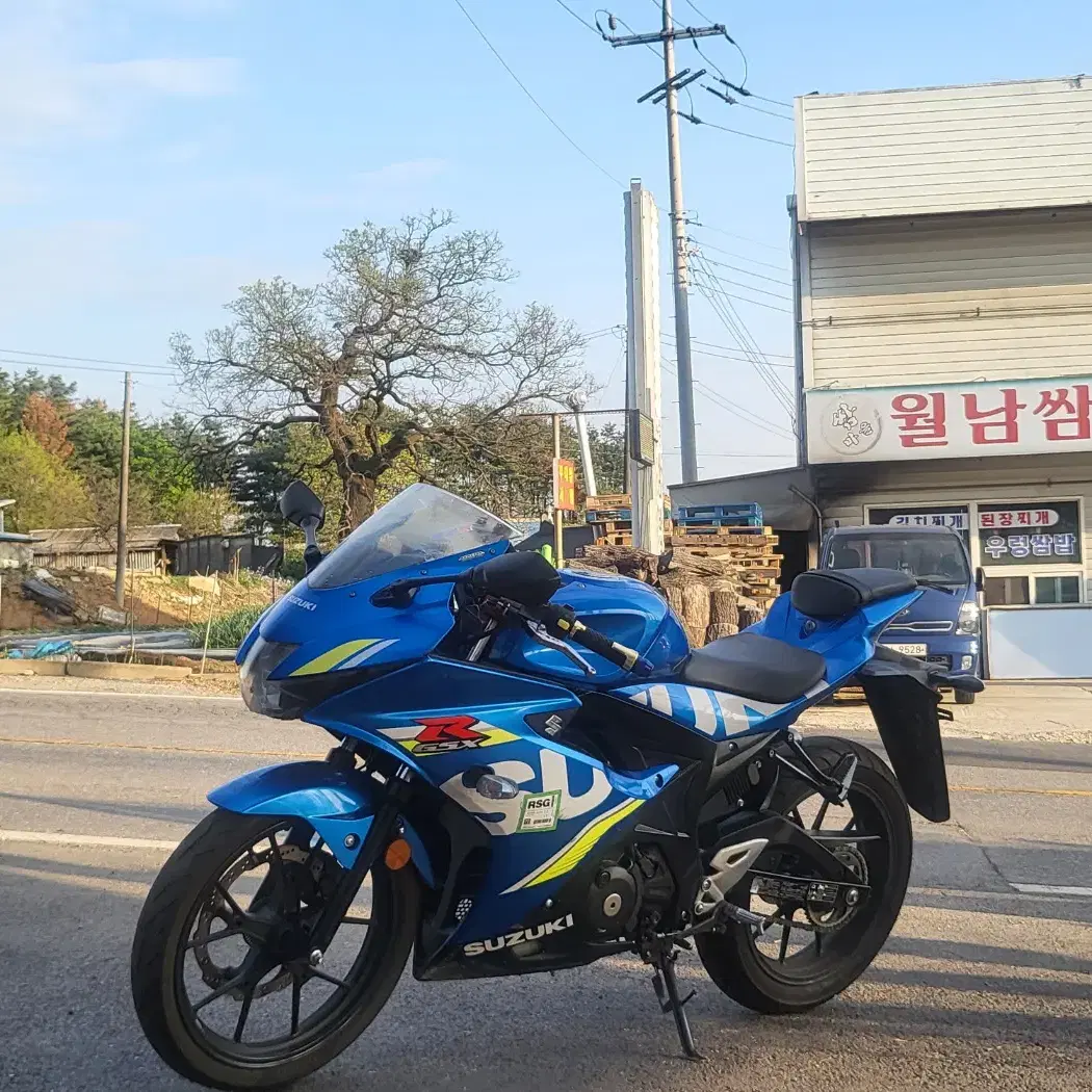 스즈키gsx r125 18년식 /2만키로대/ 신차급컨디션/명차/오늘만급매