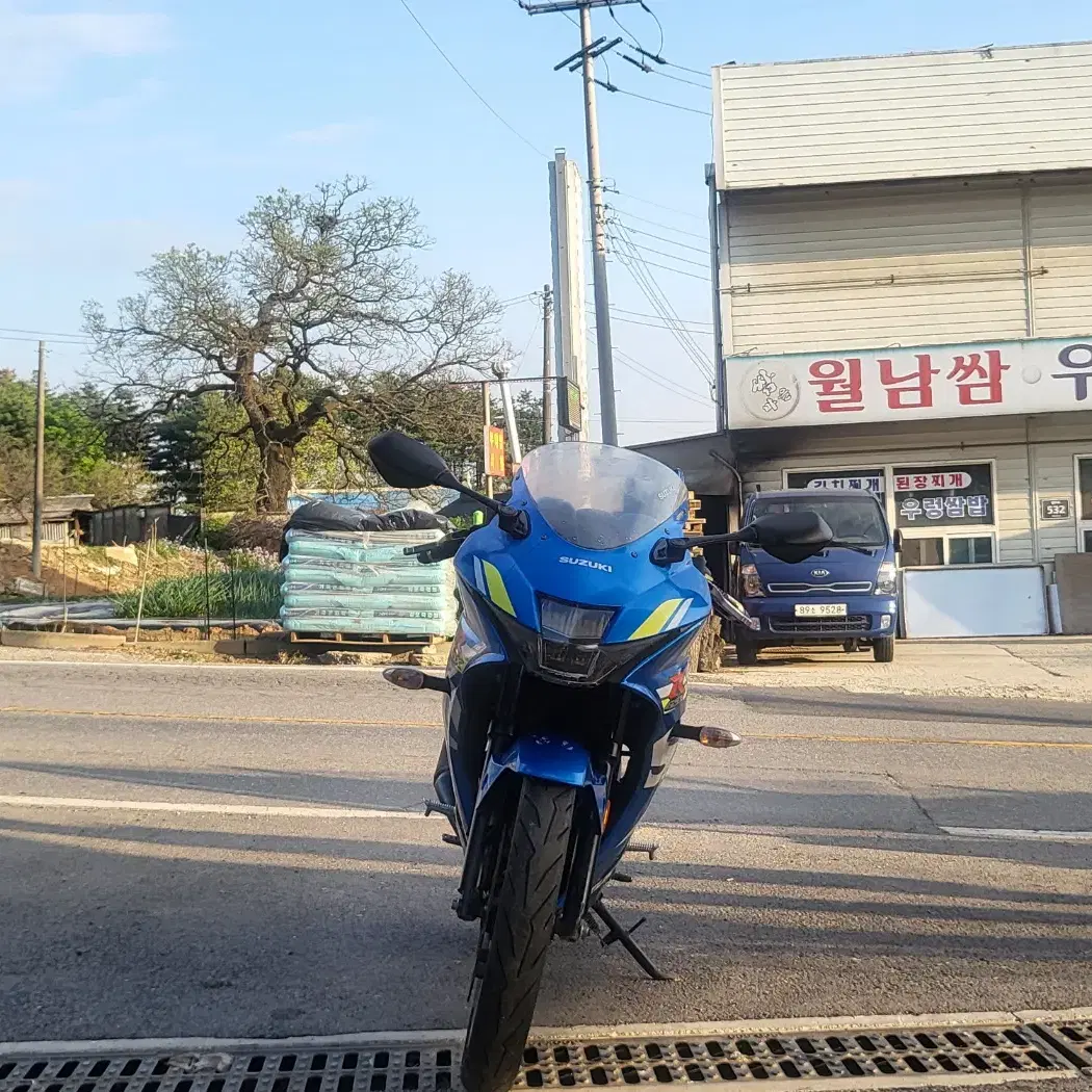 스즈키gsx r125 18년식 /2만키로대/ 신차급컨디션/명차/오늘만급매