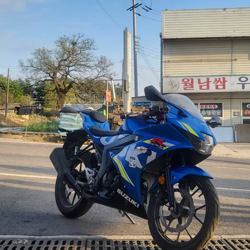 스즈키gsx r125 18년식 /2만키로대/ 신차급컨디션/명차/오늘만급매