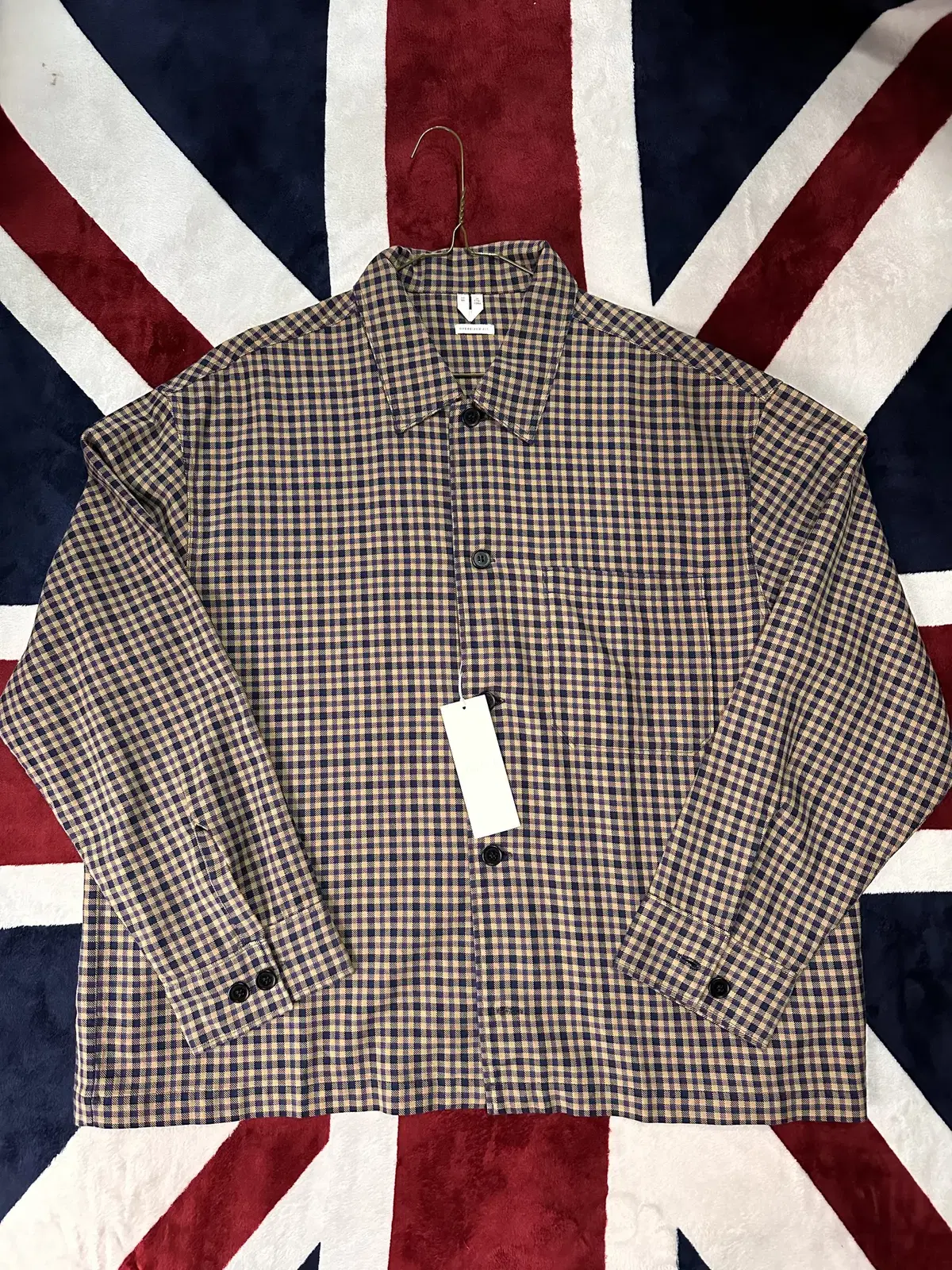 I'm selling a men's/gingham check oversized shirt jacket/54 size new from Arket.