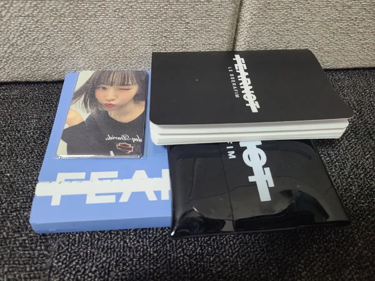 Le sserafim pier kit MD photocard chaewon Kura yunjin Zha eunchae Goods