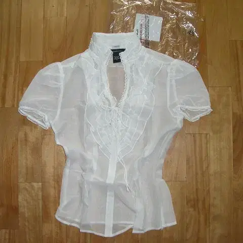 VICTORIAS SECRET 면실크 lace blouse