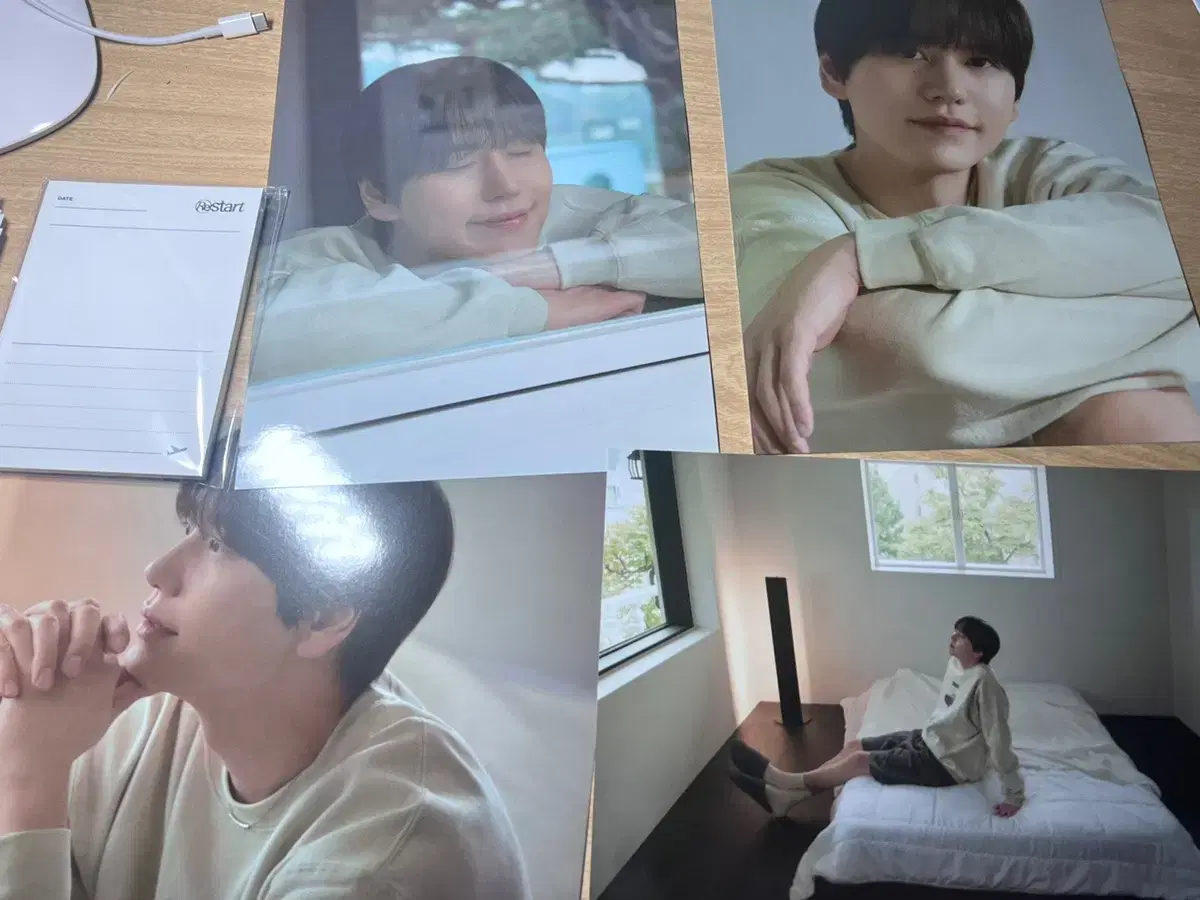 Selling posters, notes from kyuhyun concert binder set