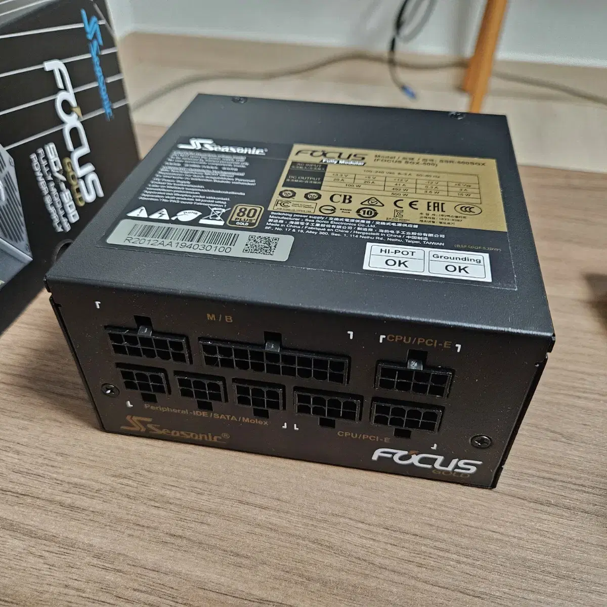 [시소닉] Focus SFX-L SDR 500SGX Gold 풀 모듈러