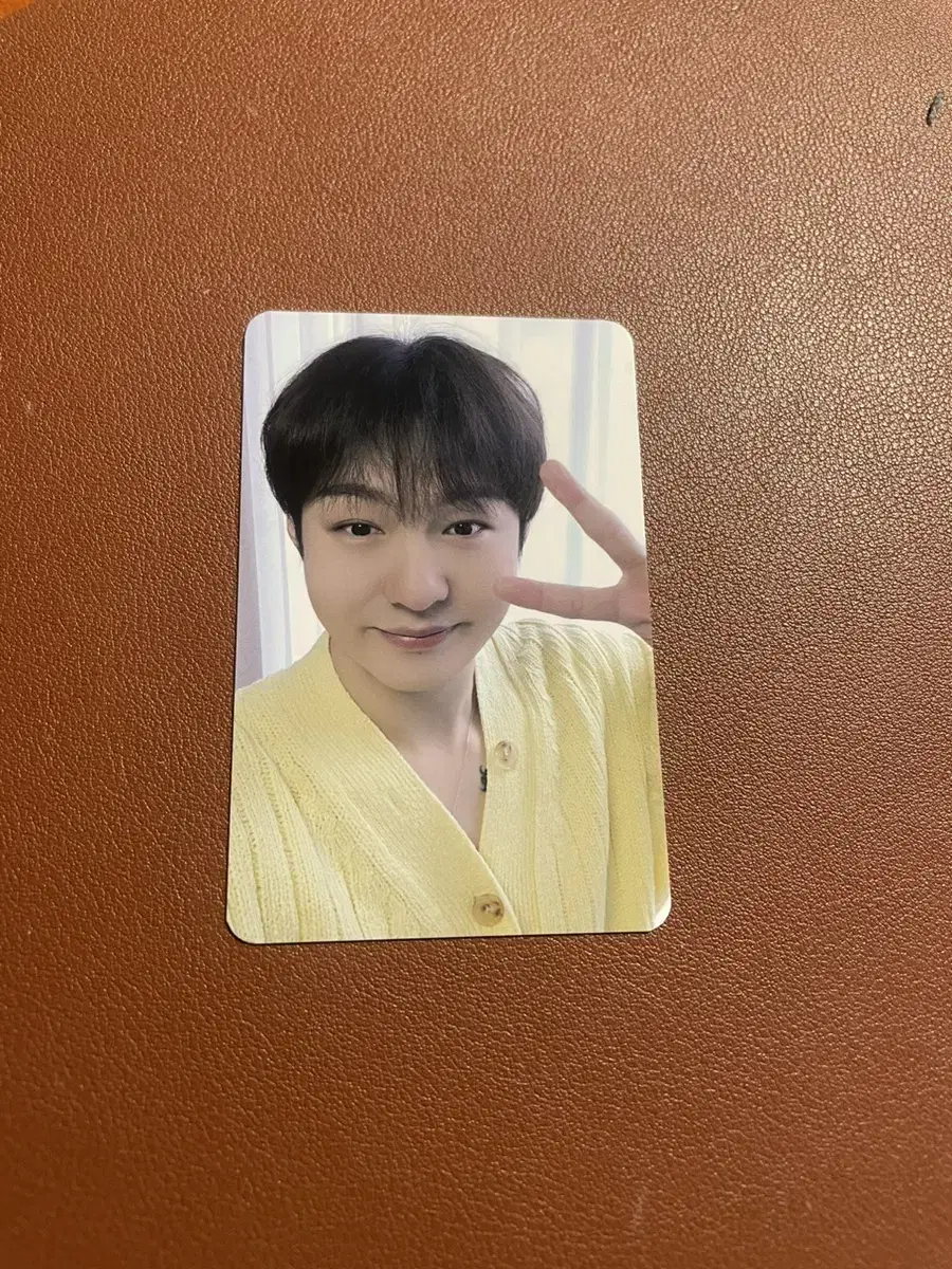 BTOB changsub tc sells