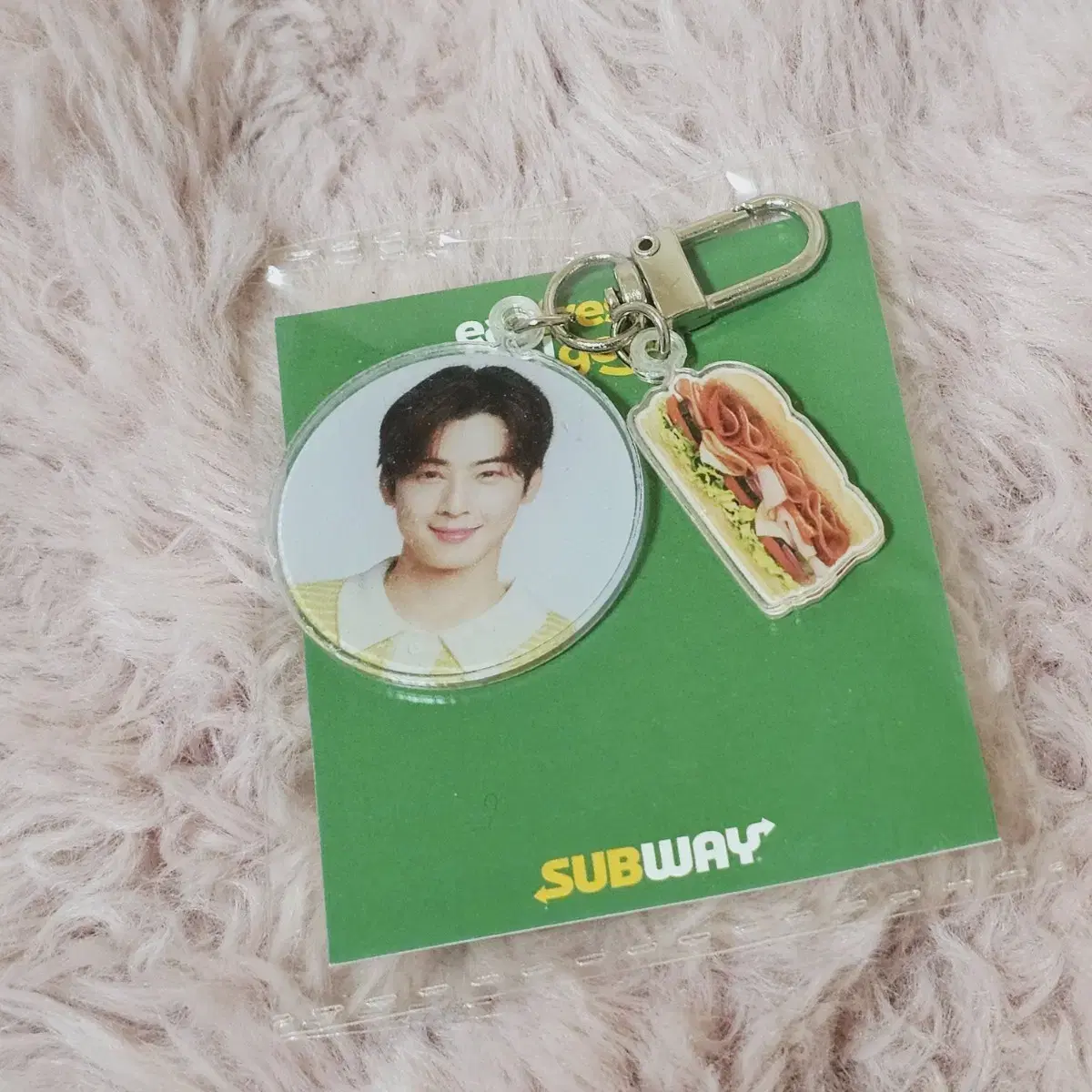 Cha Eunwoo Subway Keyring