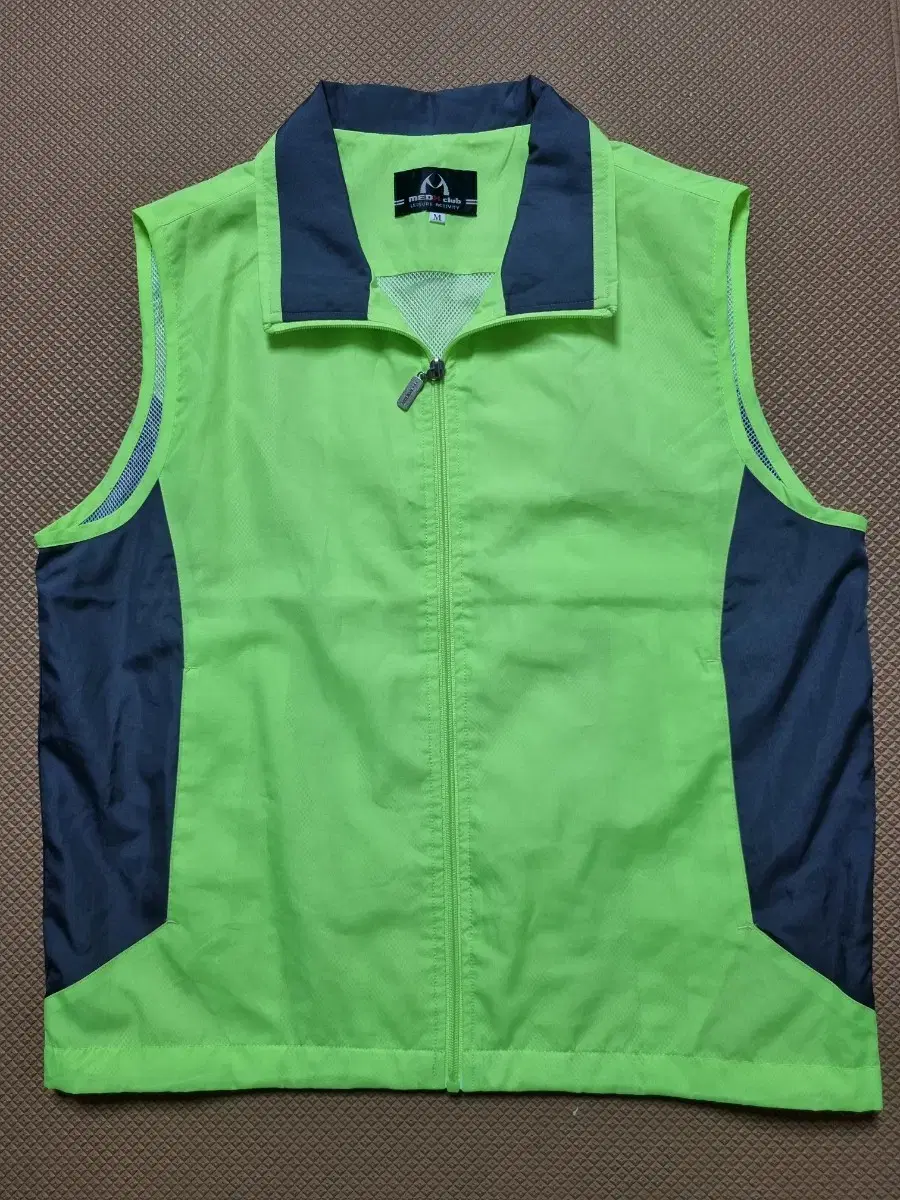 Glow-in-the-dark vest (new)