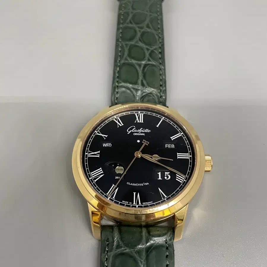 글라슈테 Original Senator Perpetual Calendar